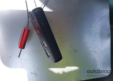 2005 Acura Rl 3.5 z USA, uszkodzony, nr VIN JH4KB16515C020600